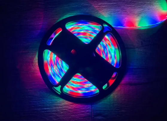شريط إضاءة LED RGB بطول 5 أمتار بجهد 12V - Image 2 + 1